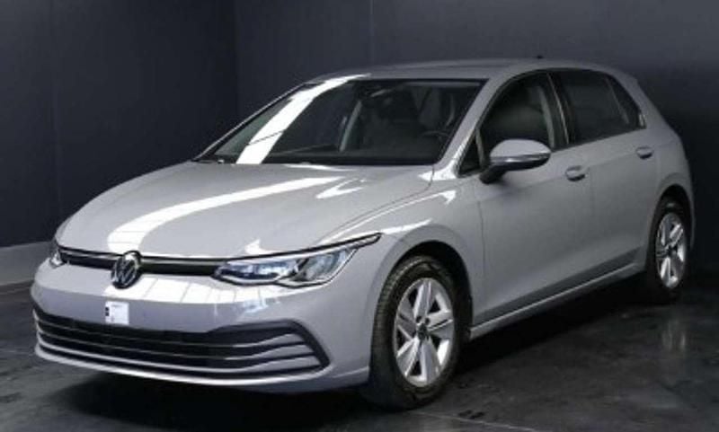 Usata VW Golf VIII Life 116 CV (85 kW) 2024 Grigio Berlina