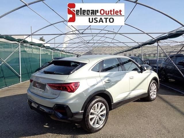 Usata Audi Q3 Sportback Comfort 150 CV (110 kW) 2020 Argento rugiada metallizzato SUV