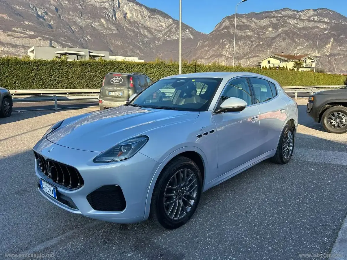 Begagnad Maserati Grecale GT 299 HK (219 kW) 2022 Vit SUV