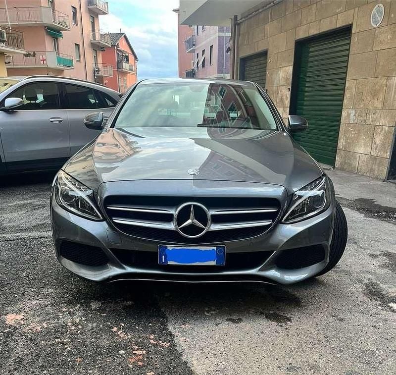 Usata Mercedes C220 Avantgarde 170 CV (125 kW) 2016 Berlina