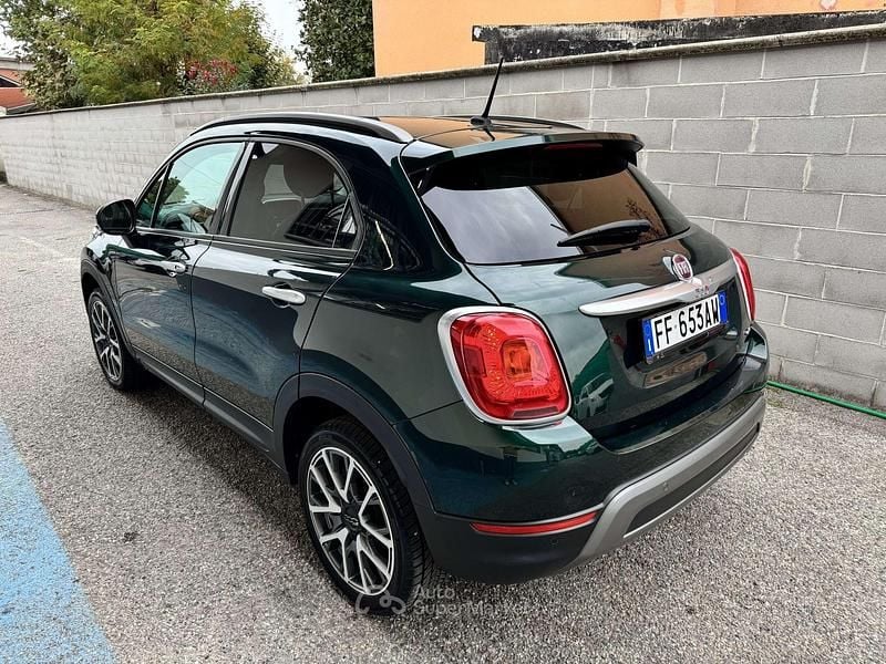 Usata Fiat 500 Cross Plus 170 CV (125 kW) 2016 Verde Station wagon