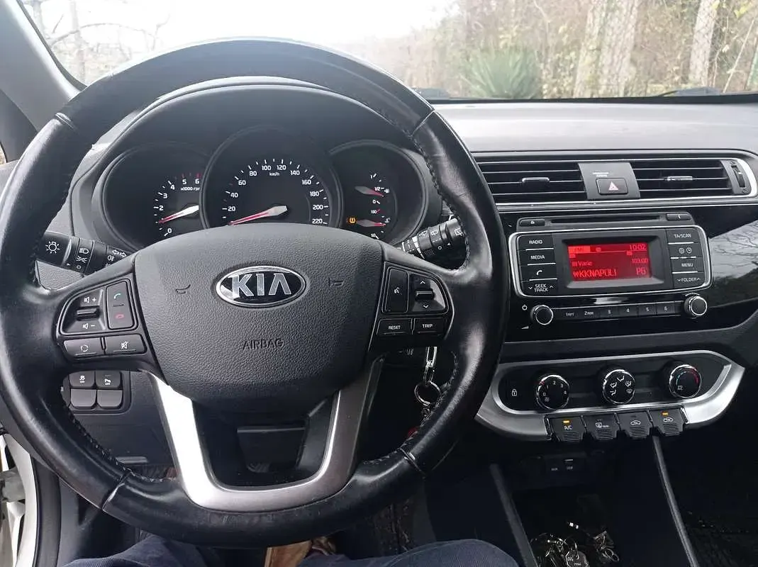 Usata Kia Rio 75 CV (55 kW) 2016 Utilitaria