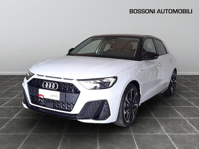 Bianco ghiaccio metallizzato Nuova 2025 Audi A1 Ambiente Due volumi | 29.900 € (Ottimo prezzo) - Immagine 1/4