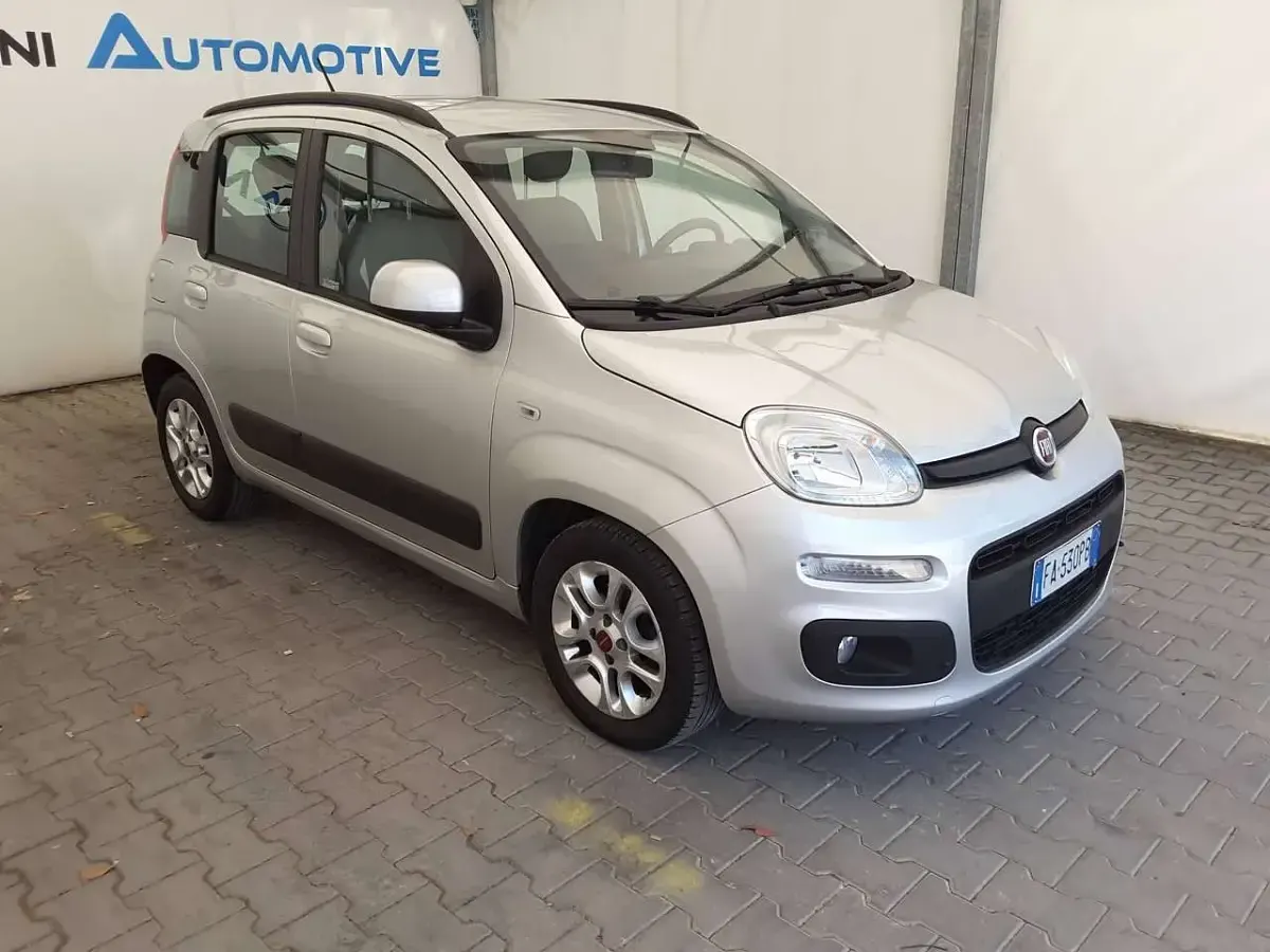 Usata Fiat Panda Lounge 75 CV (55 kW) 2015 Argento Utilitaria
