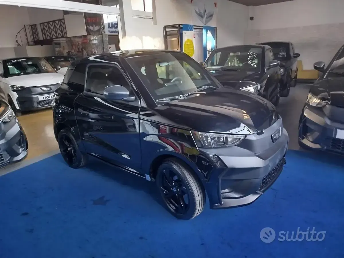 Usata Ligier JS50 5 kW (8 CV) 2025 Nero Utilitaria