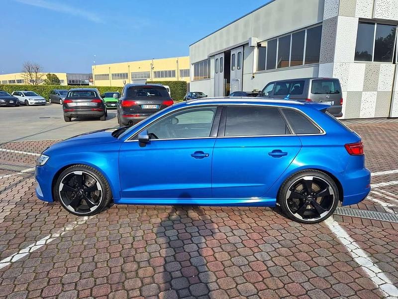Usata Audi RS3 Ambiente 400 CV (294 kW) 2017 Blu/azzurro Berlina