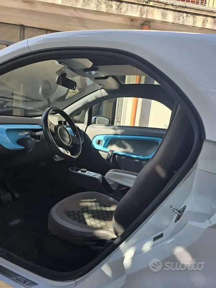 Usata XEV Yoyo 7 kW (10 CV) 2022 Bianco Utilitaria