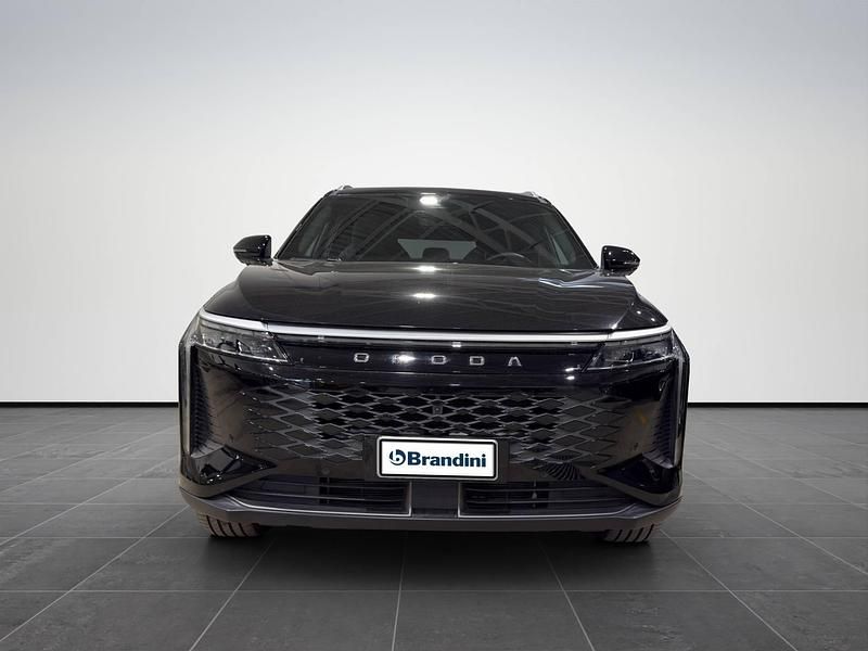 Usata Omoda 9 143 CV (105 kW) 2025 Carbon crystal black?cm? SUV