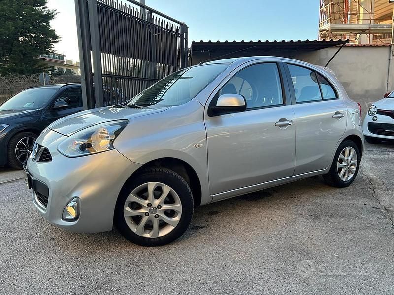 Usata Nissan Micra Acenta 98 CV (72 kW) 2015 Grigio Berlina