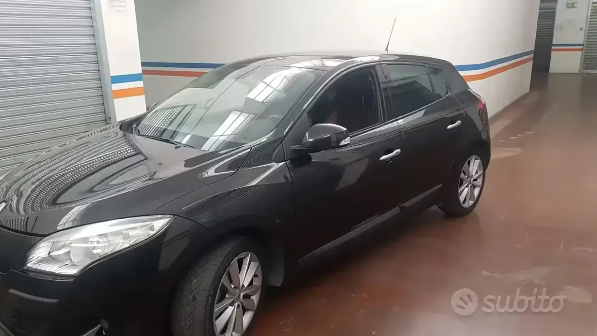 Usata Renault Mégane 110 CV (80 kW) 2009 Nero Berlina
