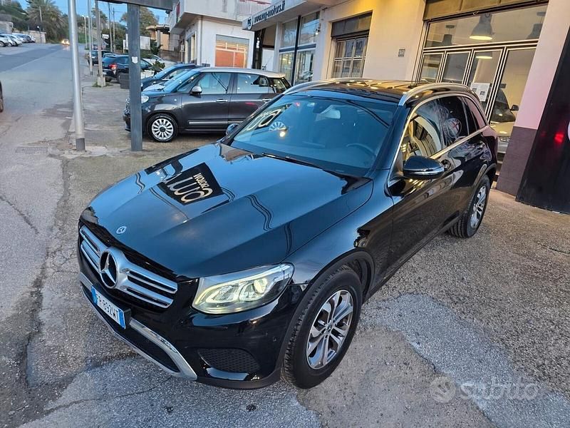 Usata Mercedes GLC220 169 CV (124 kW) 2018 Nero SUV