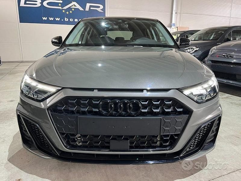 Usata Audi A1 S-Line 110 CV (80 kW) 2024 Grigio SUV