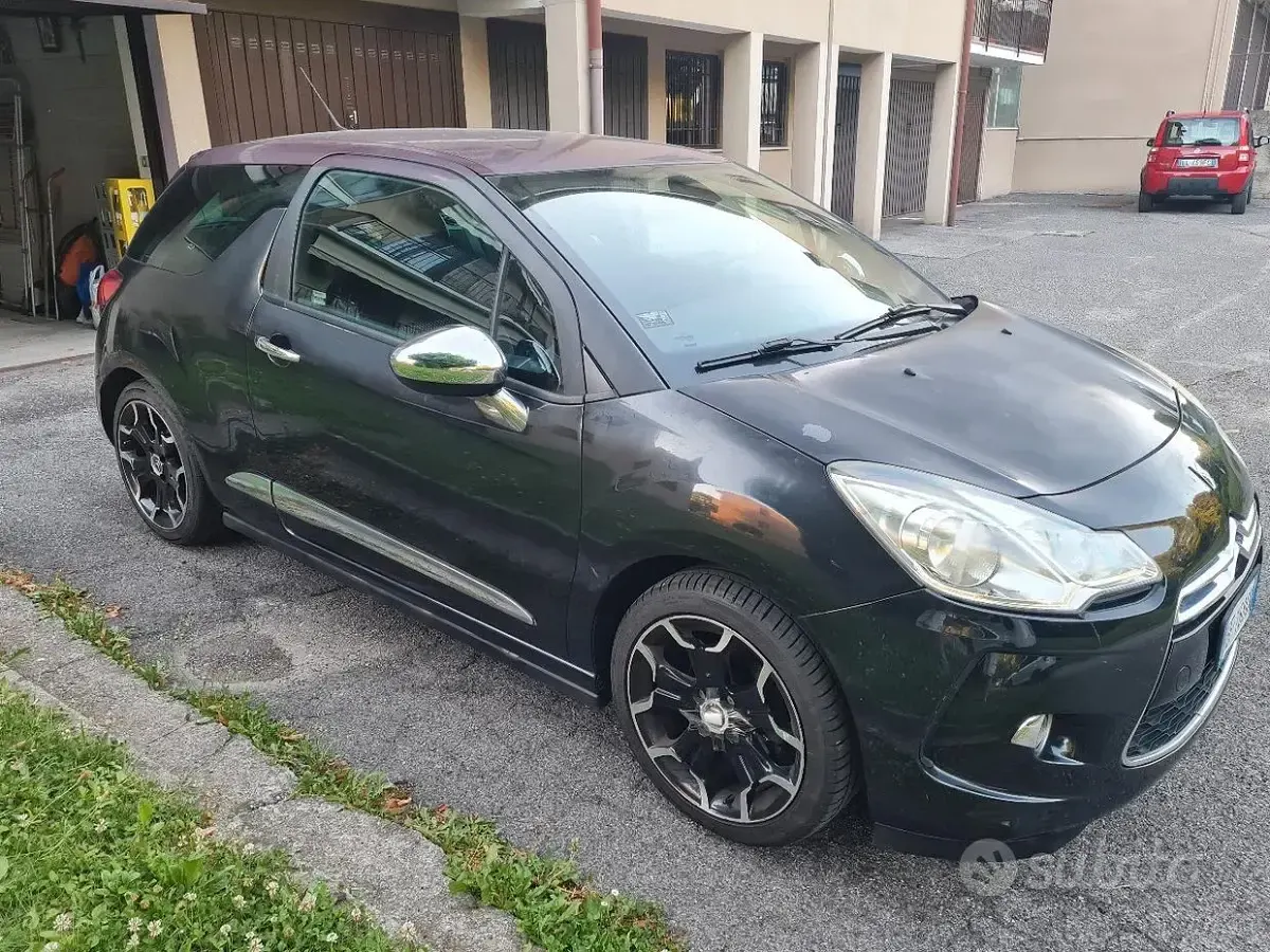 Usata Citroën DS3 95 CV (69 kW) 2011 Nero Utilitaria