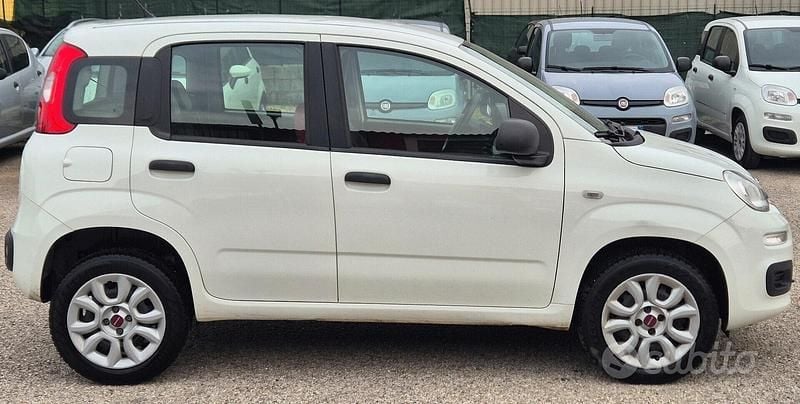 Usata Fiat Panda Easy 85 CV (62 kW) 2016 Bianco Utilitaria