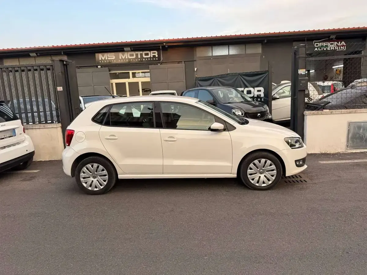 Usata VW Polo 75 CV (55 kW) 2013 Bianco Utilitaria