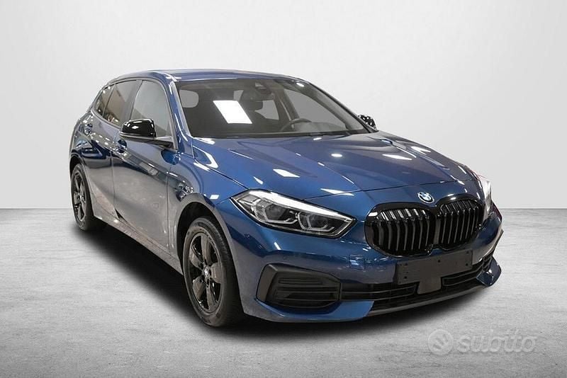 Usata BMW 116 Advantage 110 CV (80 kW) 2023 Blu Utilitaria