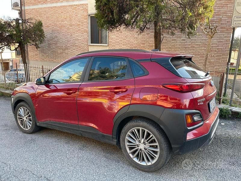 Usata Hyundai Kona 115 CV (84 kW) 2020 Rosso SUV