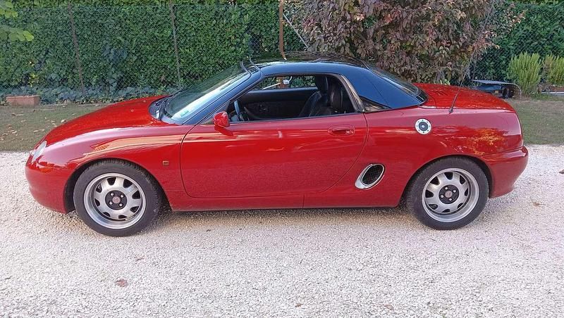 Rosso Usata 1997 MG F Cabrio | 8999 € - Immagine 1/4