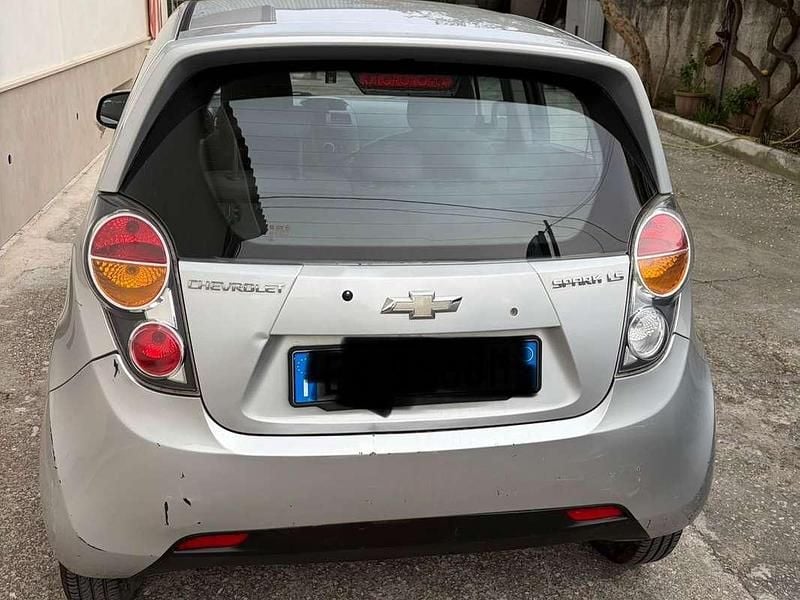 Usata Chevrolet Spark LS 68 CV (50 kW) 2011 Grigio Utilitaria