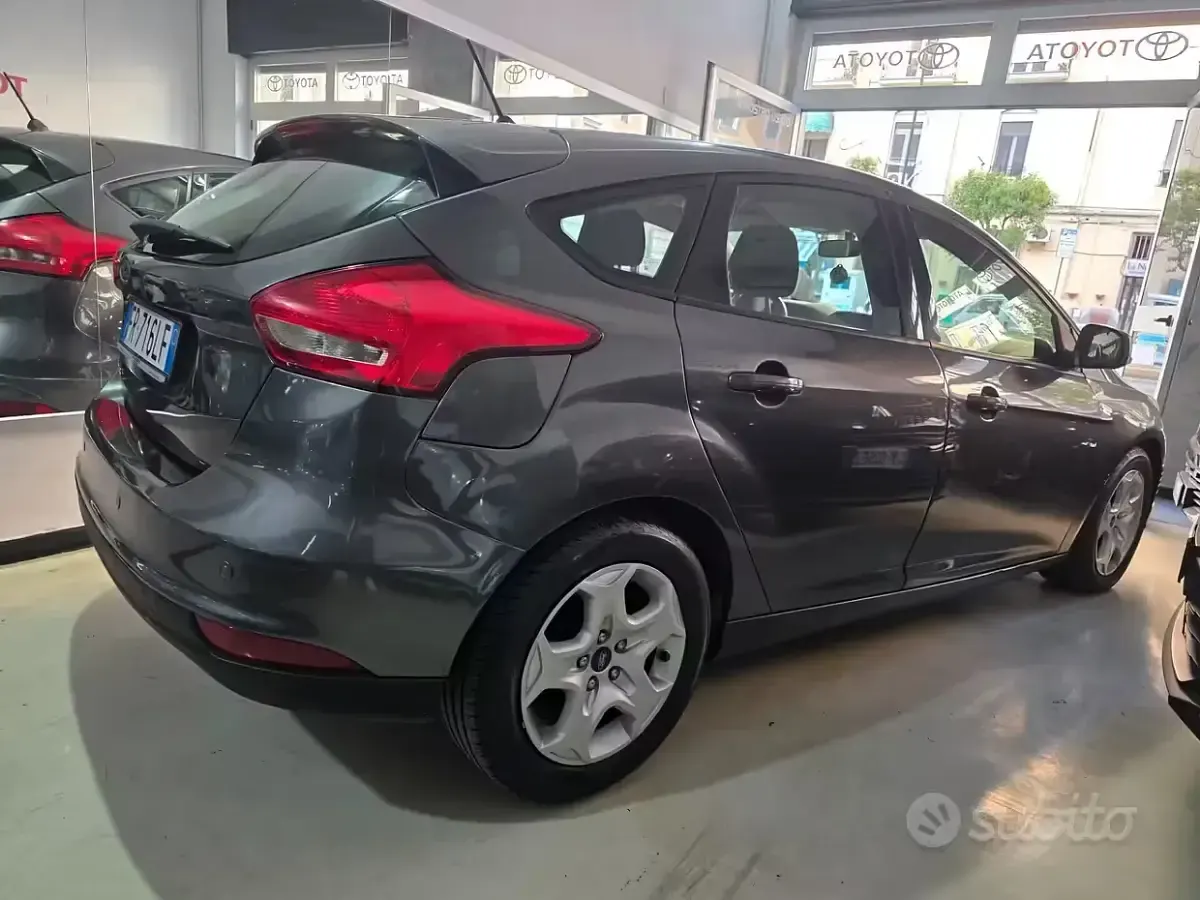 Usata Ford Focus Titanium 95 CV (69 kW) 2018 Grigio Berlina