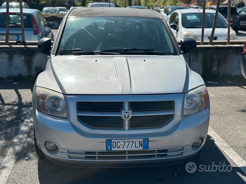 Usata Dodge Caliber 140 CV (102 kW) 2008 Grigio Utilitaria