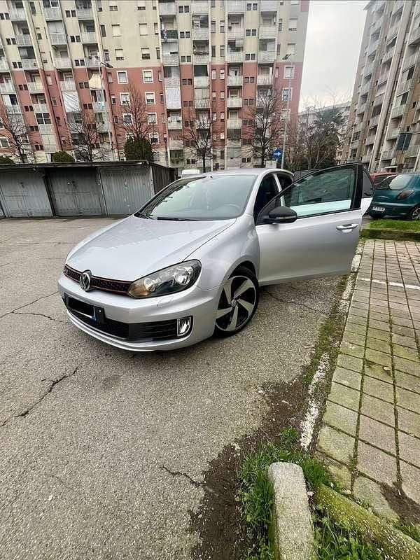 Usata VW Golf VI GTI 211 CV (155 kW) 2009 Grigio Utilitaria