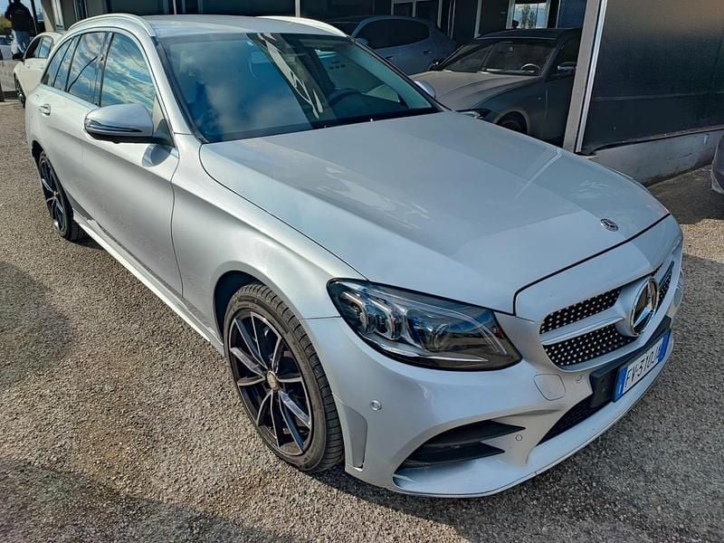 Usata Mercedes C220 Premium 194 CV (142 kW) 2019 Argento Station wagon
