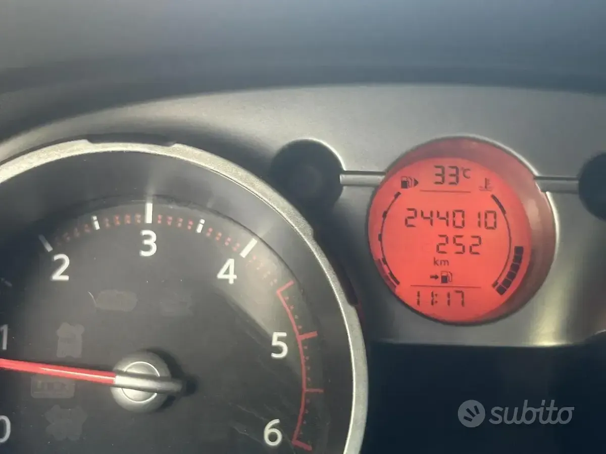 Usata Nissan Qashqai 106 CV (77 kW) 2008 Nero SUV