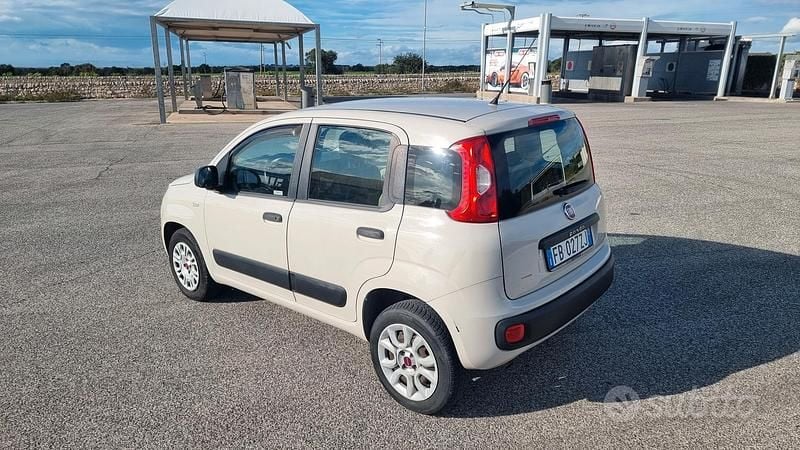 Usata Fiat Panda 70 CV (51 kW) 2016 Marrone Utilitaria