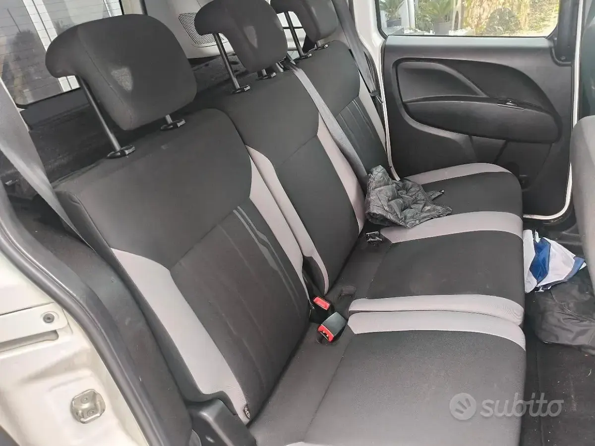 Usata Fiat Doblò 120 CV (88 kW) 2021 Monovolume