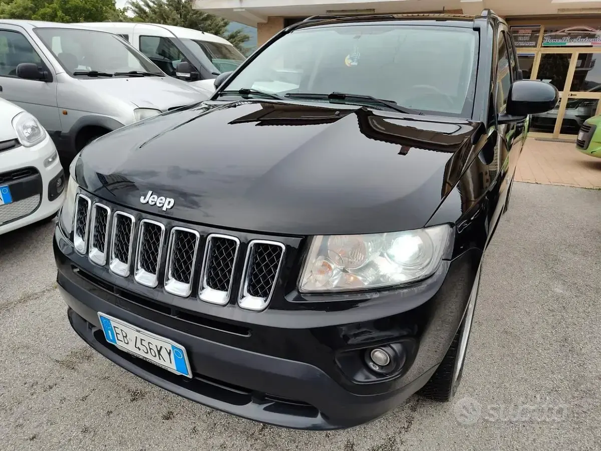 Usata Jeep Compass Limited 163 CV (119 kW) 2012 Nero SUV
