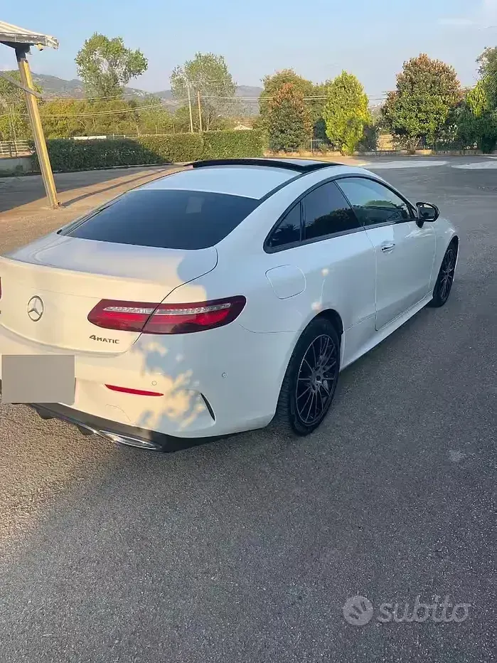 Usata Mercedes 220 194 CV (142 kW) 2018 Bianco Coupé