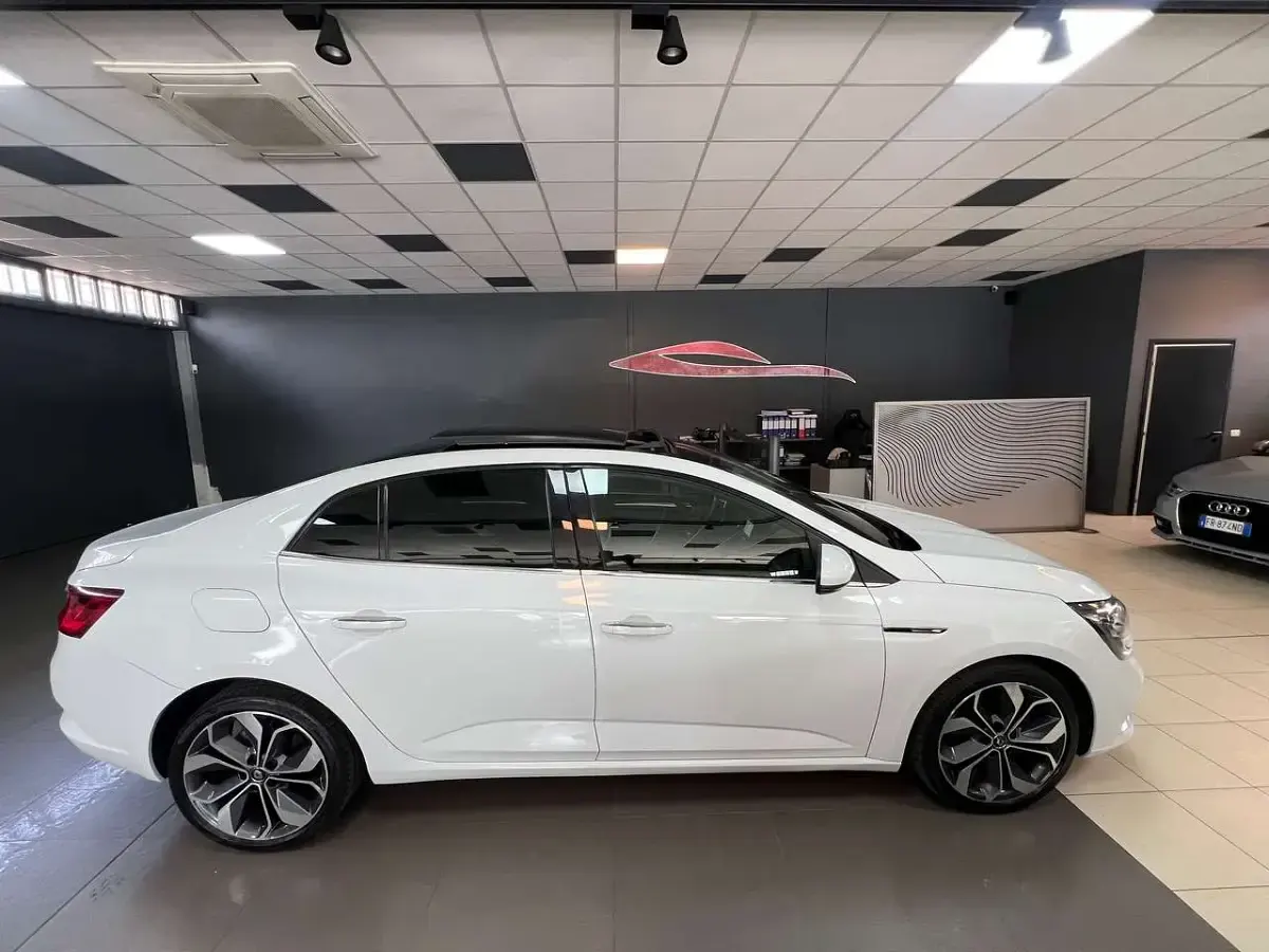 Usata Renault Mégane 116 CV (85 kW) 2019 Bianco Coupé