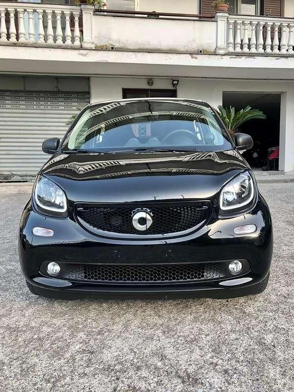 Usata Smart ForFour Passion 71 CV (52 kW) 2017 Utilitaria