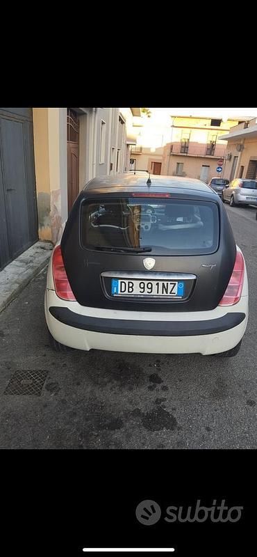 Usata Lancia Ypsilon 2006 Utilitaria