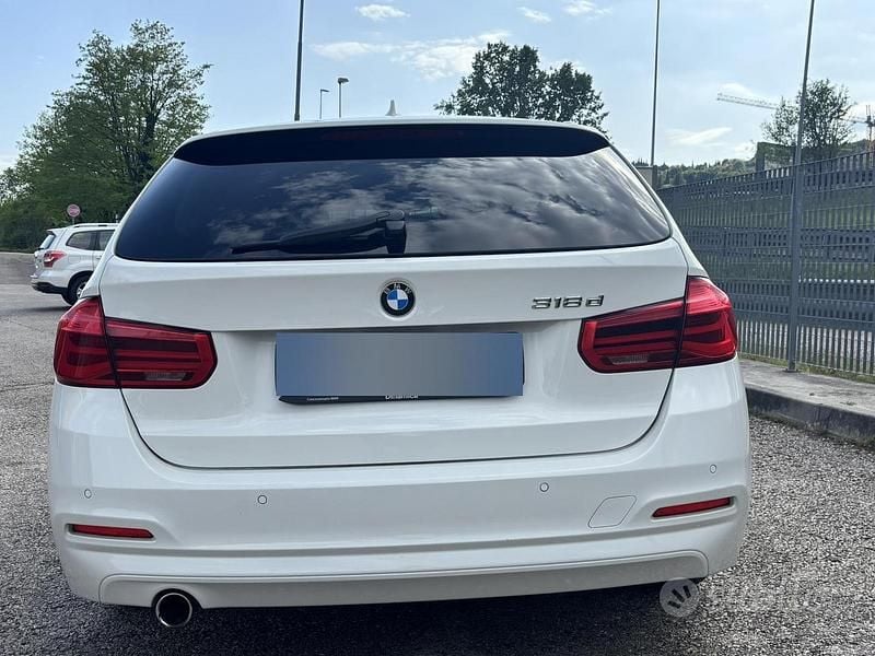 Usata BMW 318 Advantage 150 CV (110 kW) 2018 Bianco Station wagon
