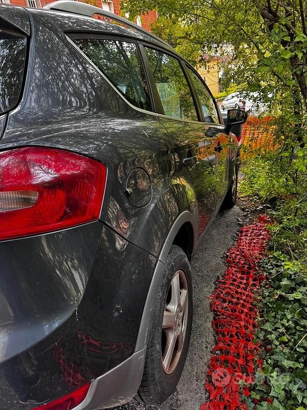 Usata Ford Kuga 136 CV (100 kW) 2009 Blu SUV