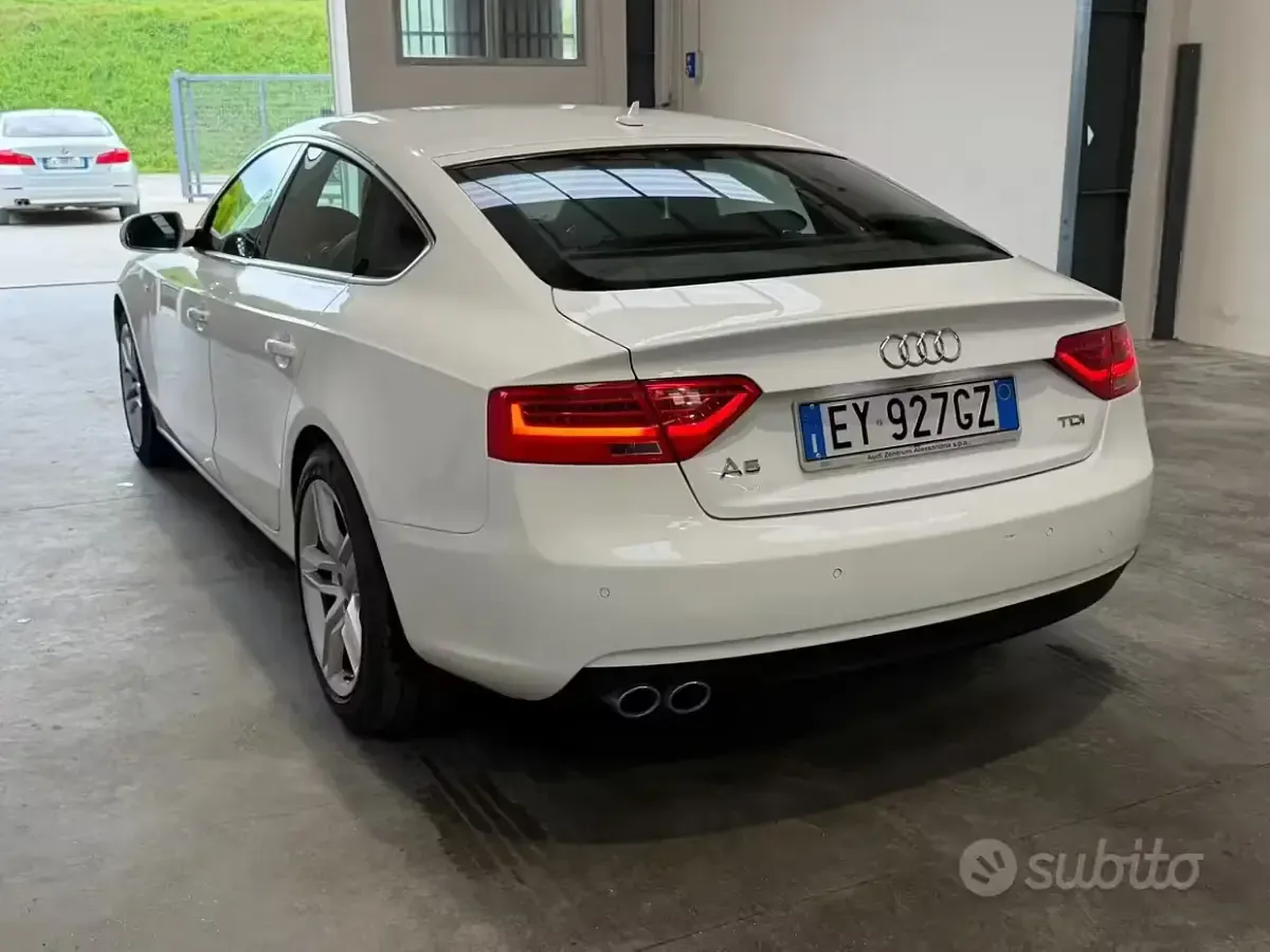 Usata Audi A5 150 CV (110 kW) 2015 Bianco Coupé