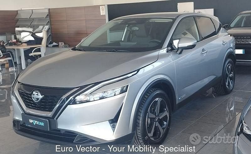 Usata Nissan Qashqai Tekna 190 CV (139 kW) 2023 Grigio SUV