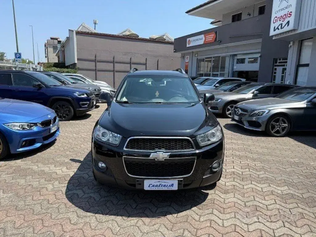 Usata Chevrolet Captiva LS 163 CV (119 kW) 2012 Nero SUV