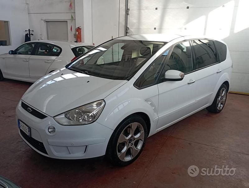 Usata Ford S-MAX 145 CV (106 kW) 2008 Bianco Monovolume