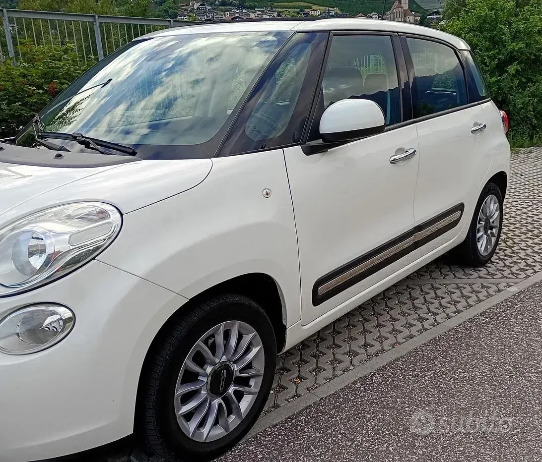 Usata Fiat 500L Pop Star 85 CV (62 kW) 2012 Bianco Monovolume