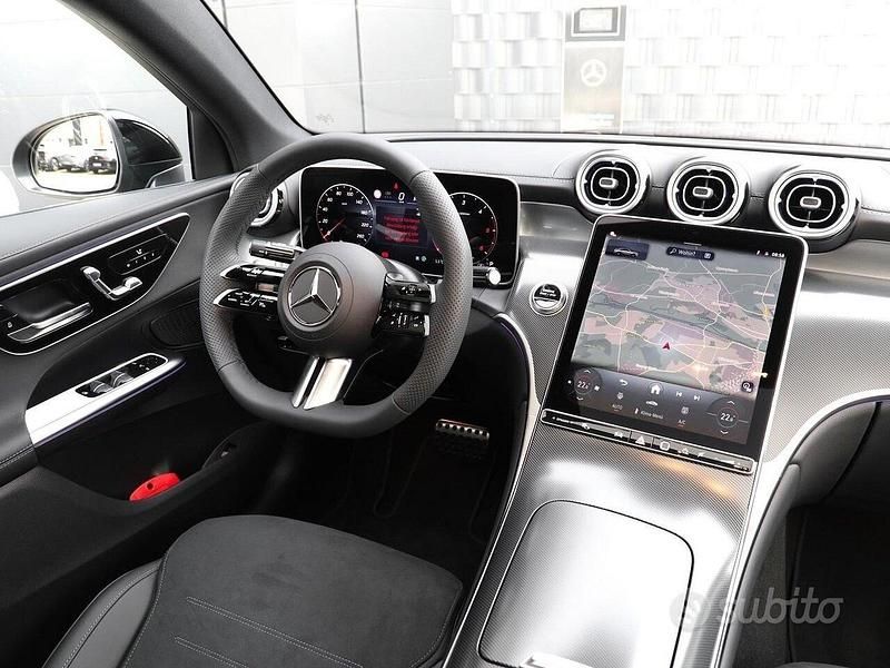 Usata Mercedes GLC200 AMG 163 CV (119 kW) 2025 Grigio SUV