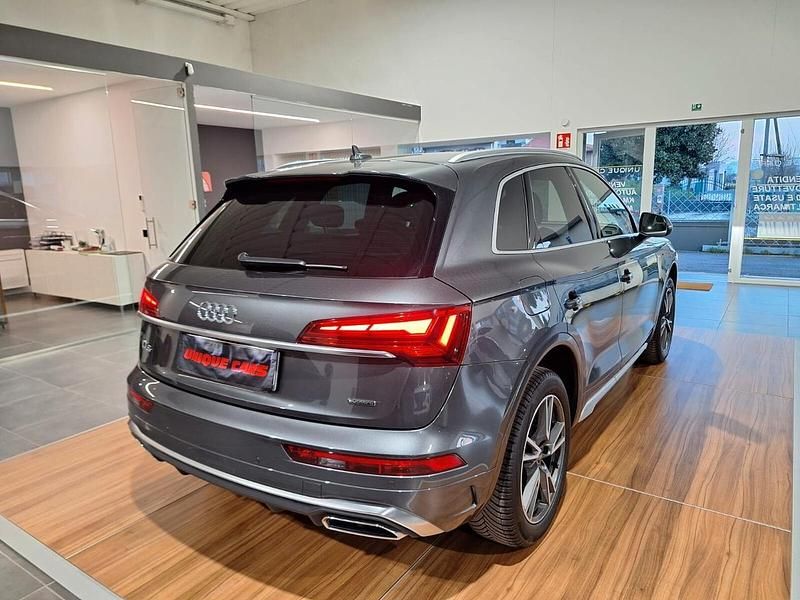 Usata Audi Q5 Ambiente 203 CV (149 kW) 2024 Grigio SUV