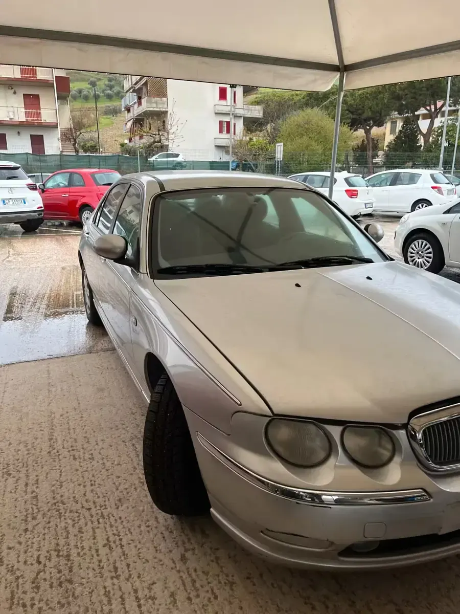 Usata Rover 75 130 CV (95 kW) 2005 Grigio Berlina
