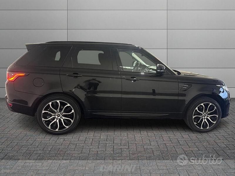 Second-hand Land Rover Range Rover Sport HSE Dynamic 249 CP (183 kW) 2019 Negru SUV