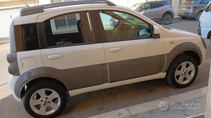 Occasion Fiat Panda 4x4 Cross 2011 Citadine