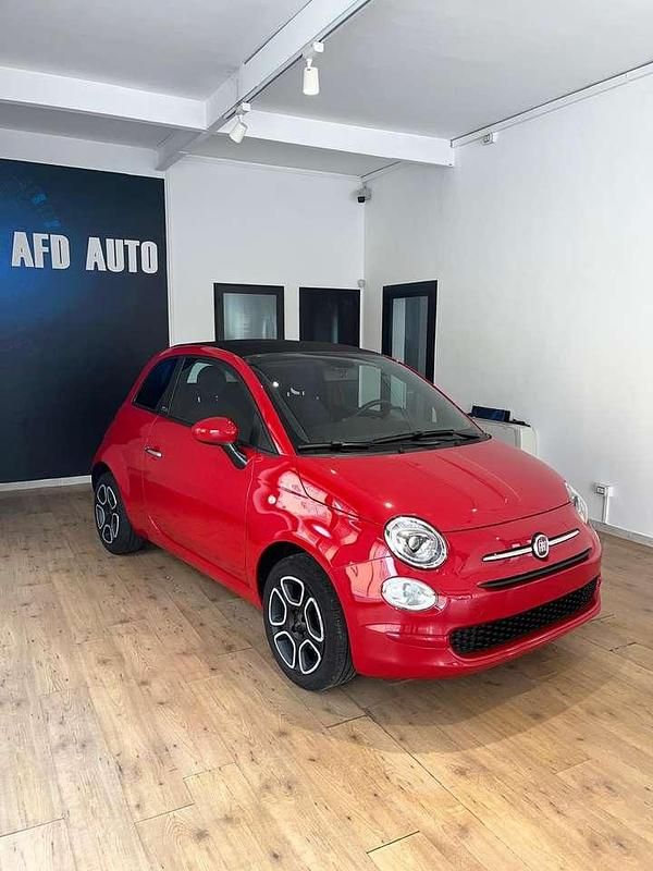 Begagnad Fiat 500C Club 69 HK (50 kW) 2023 Röd Cab