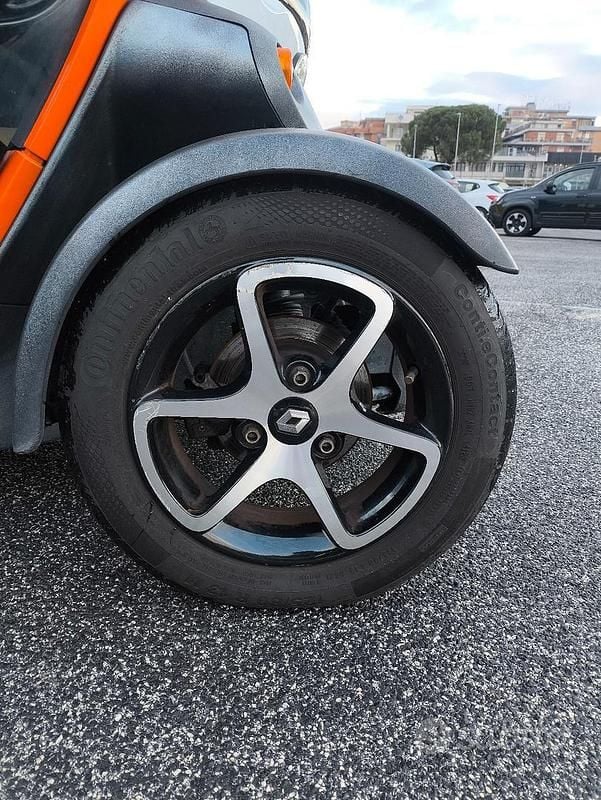 Usata Renault Twizy 13 kW (18 CV) 2016 Bianco Utilitaria