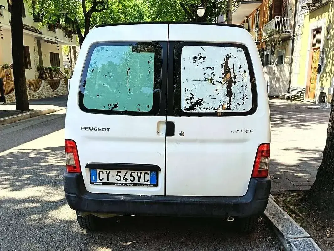 Usata Peugeot Partner 90 CV (66 kW) 2006 Bianco Monovolume